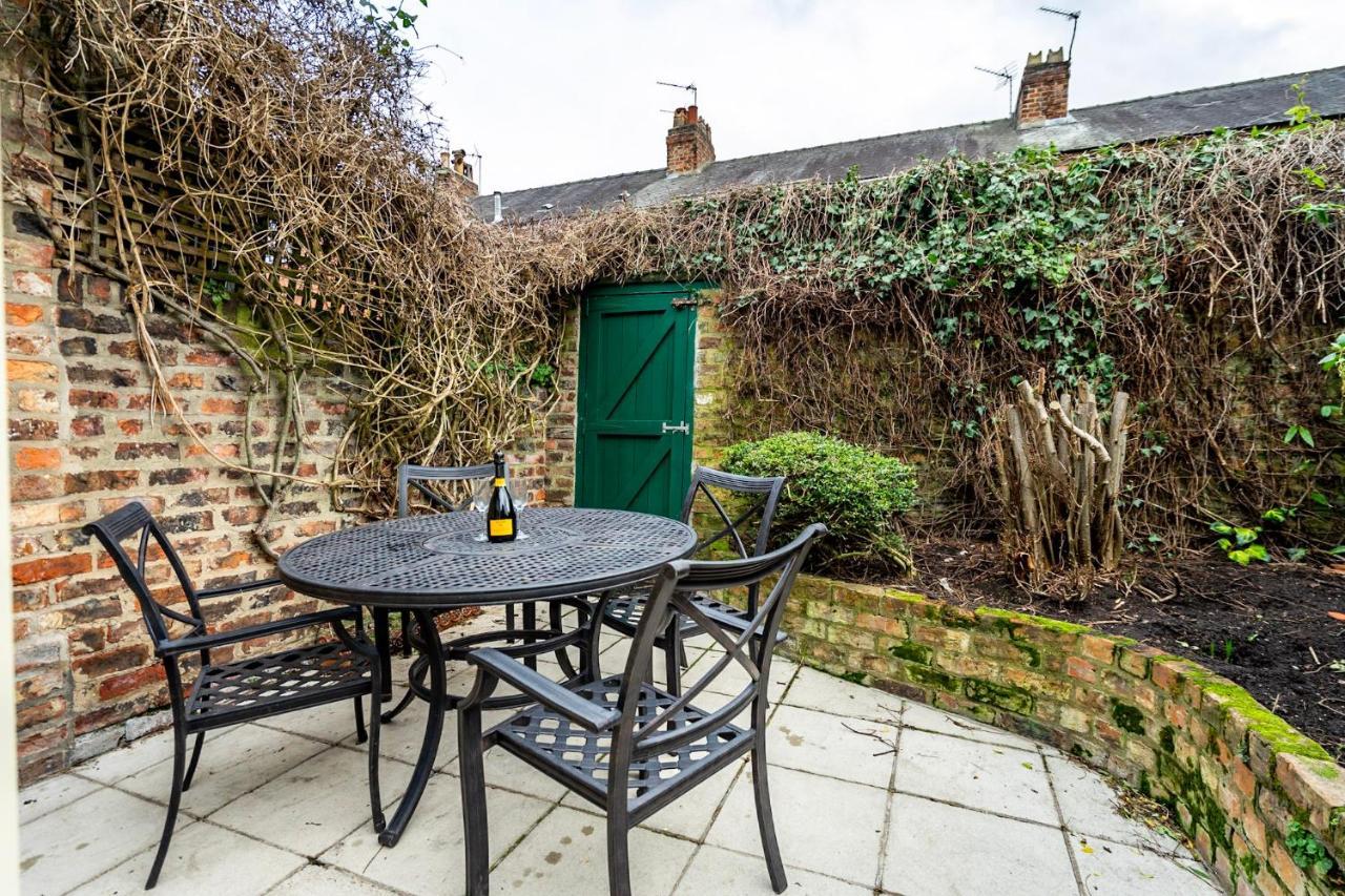 7 St John'S Crescent Villa York Ngoại thất bức ảnh